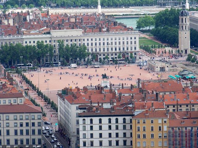 Lyon Travel Guide: Explore the City of Light, Culinary Delights, and Rich Cultural Heritage